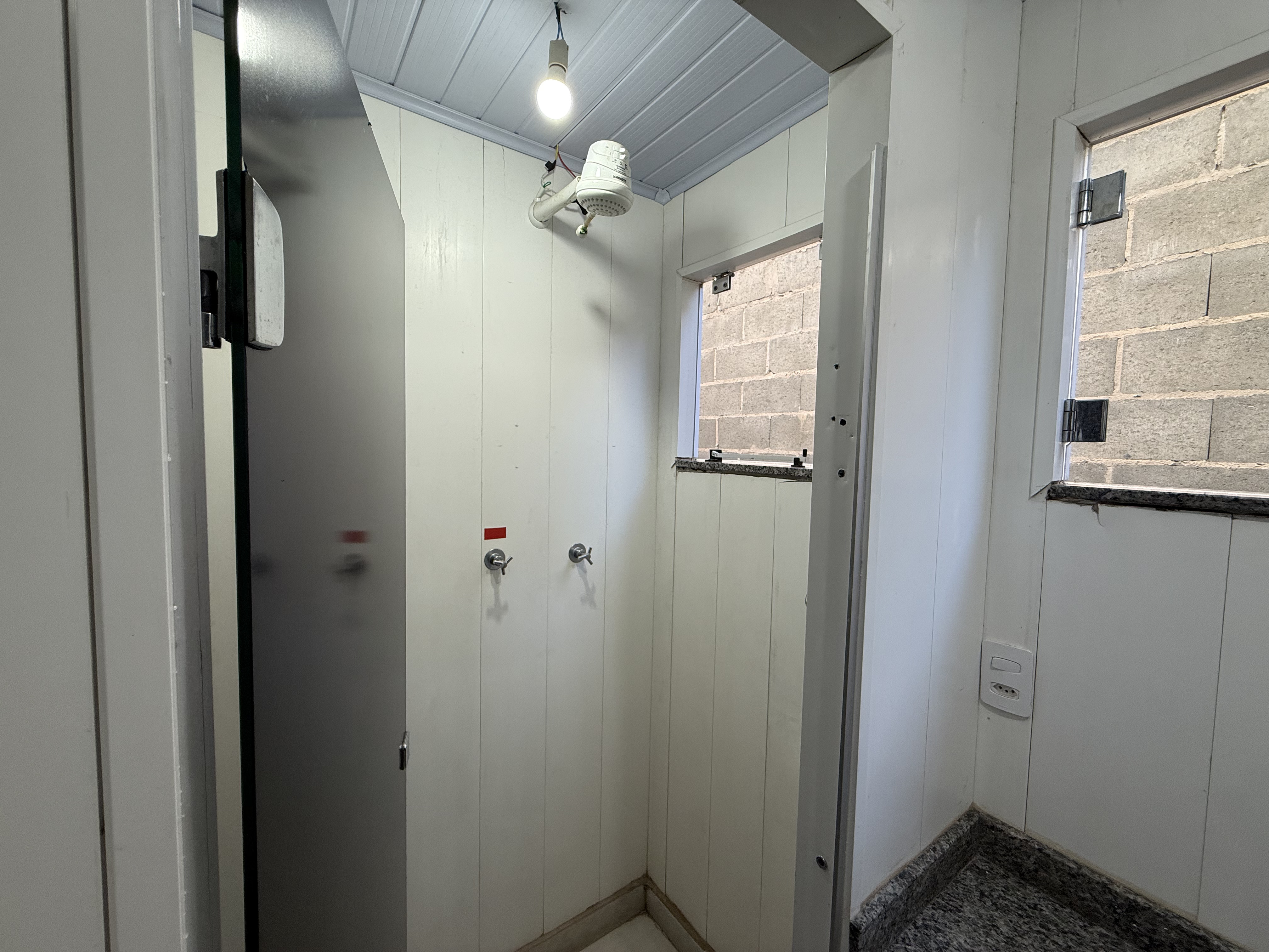 Alojamento "Itaúna" - Feminino ESGOTADO