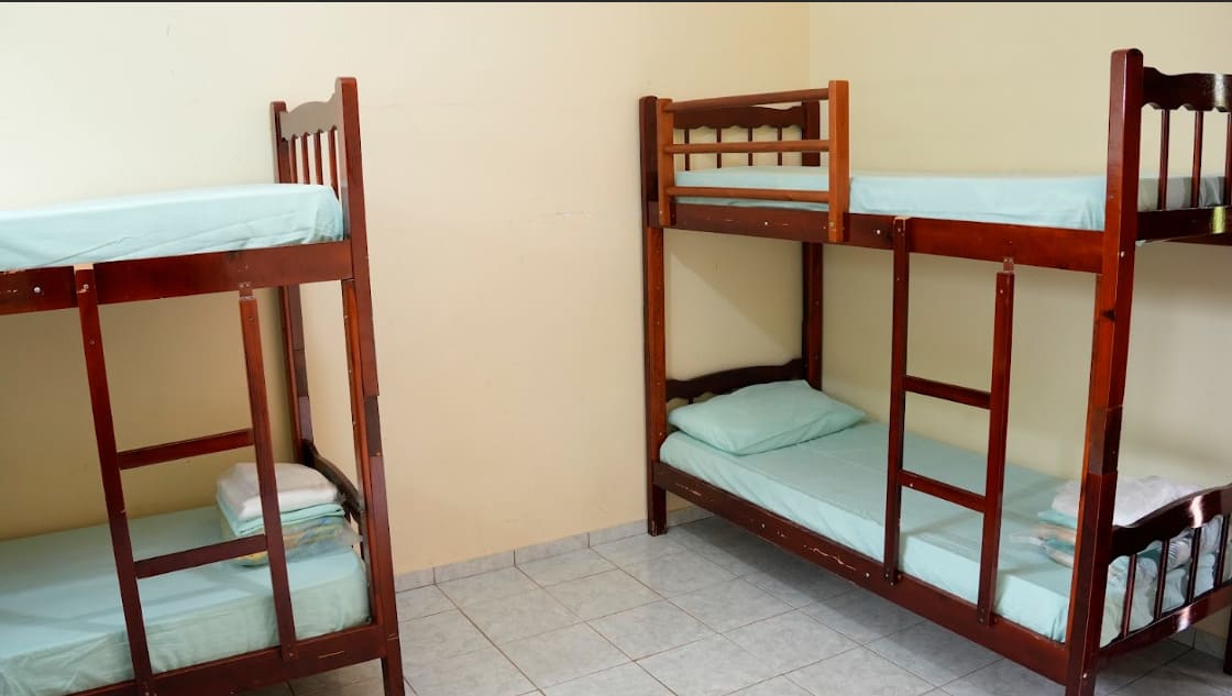 Alojamento com ar "São Carlos" - Feminino ESGOTADO